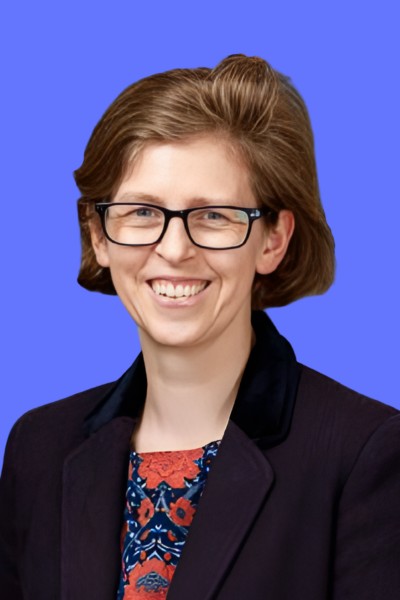 Portrait of Vicky Hordern, Partner at Digiphile.